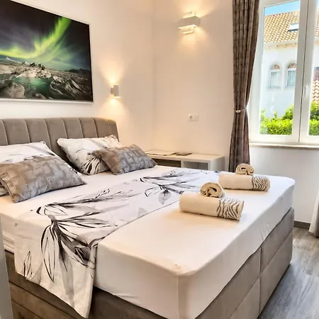 Apartman La1 Luxury Near Bacvice Split